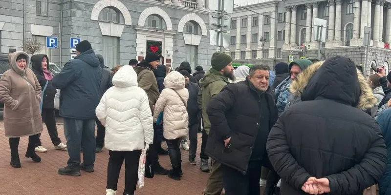 Жители Суджи в едином порыве